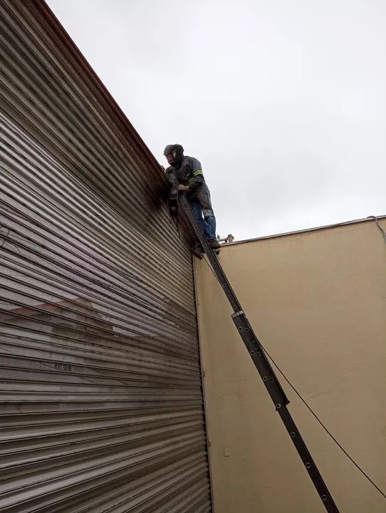 Portão de aço automático - Fabricação e manutenção. - Foto 2