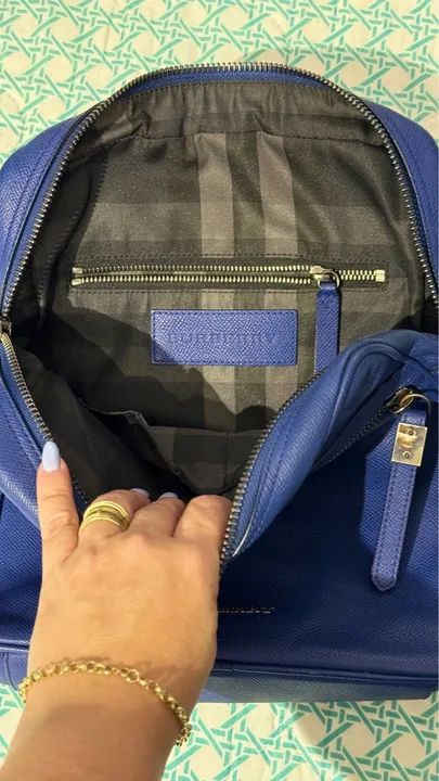 Bolsa transversal Burberry Azul, impecável  - Foto 4