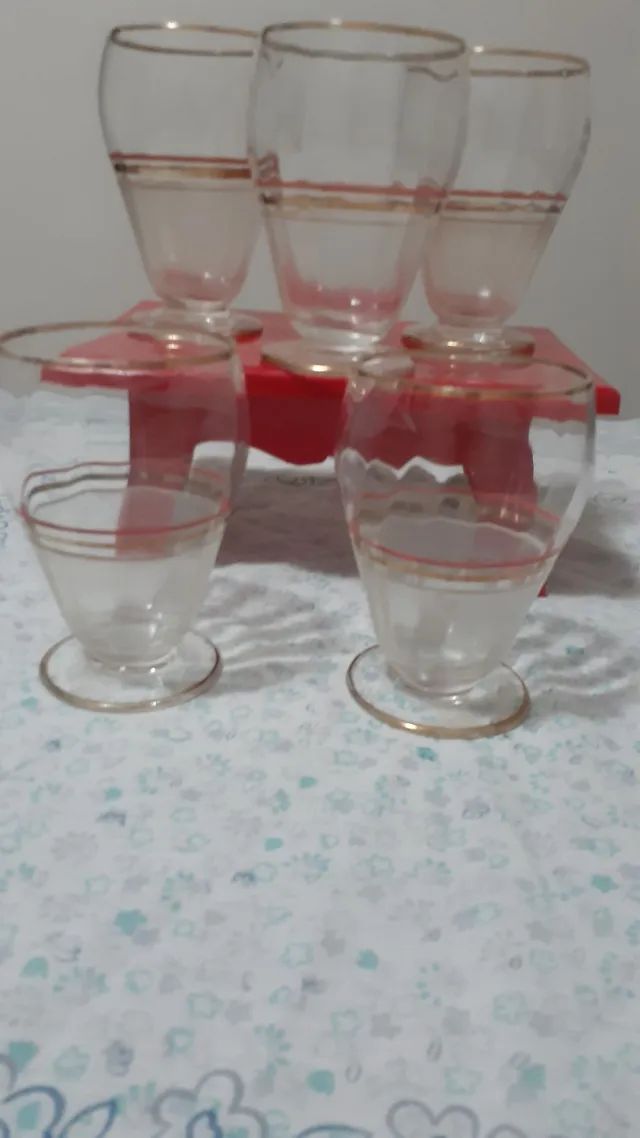 Taças  baixas para bebidas  5 peças  conservadas  - Foto 4