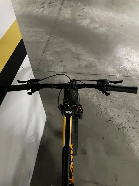 Bicicleta GTM Mountain Bike Aro 29 com 21 marchas  - Foto 6