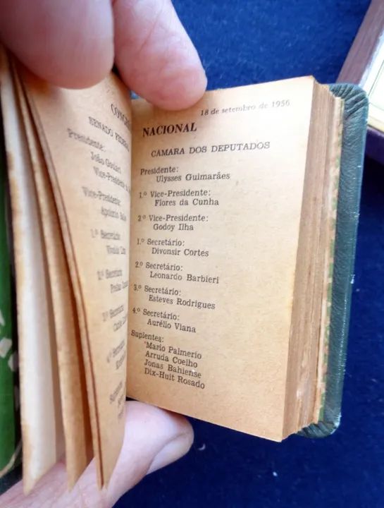 Edição Comemorativa 10º Ano da Constituição 1946 do Brasil em 1956(Item para Colecionador) - Foto 2
