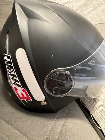 Vendo capacete 64842105684738120