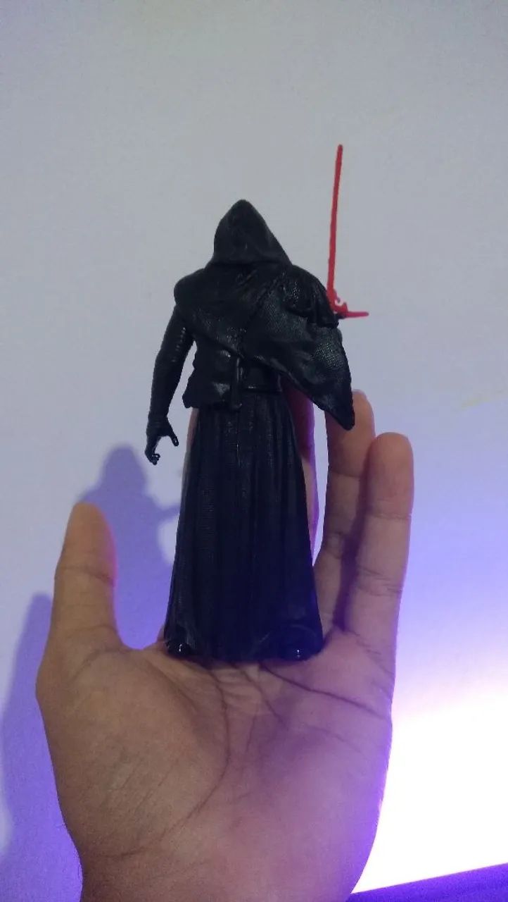 Boneco Star Wars Kylo Ren com Lightsaber - Foto 2