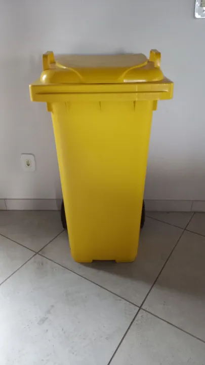 Lixeira Amarela para Reciclagem (Como nova)