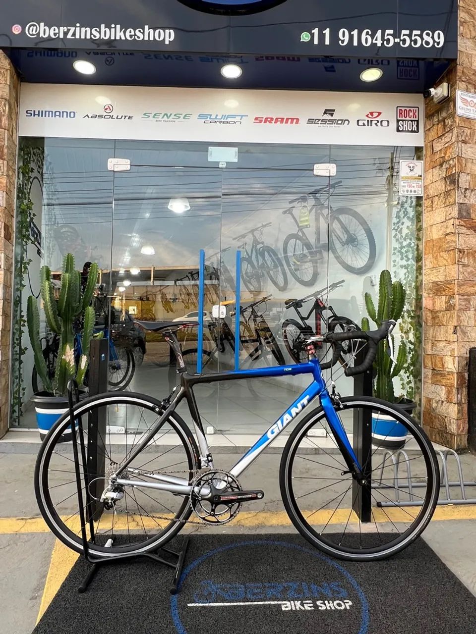 SPEED GIANT TCR M/L (54/56) - SHIMANO TIAGRA 2x9v - RODAS SHIMANO RS - MUITO NOVA