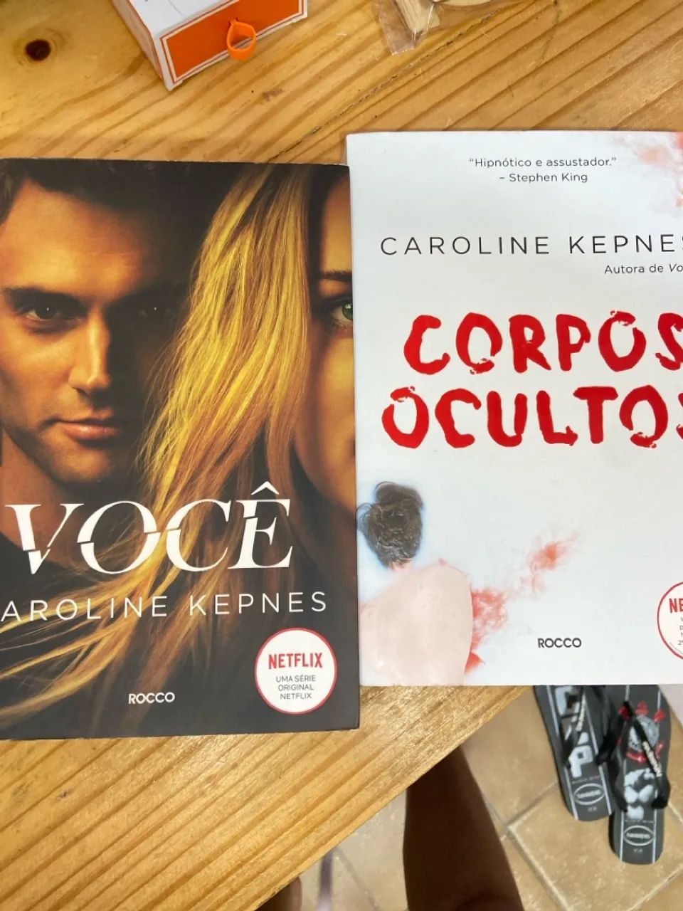?Você? + ?Corpos Ocultos? - Caroline Kepnes