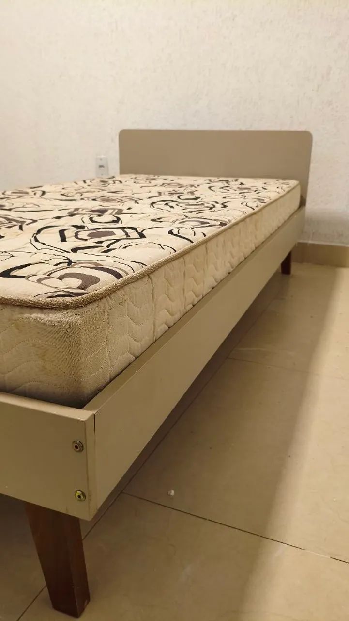 Cama Infantil Baixa de Solteiro - Tok&Stok Box Solteiro com Colchão - Foto 3