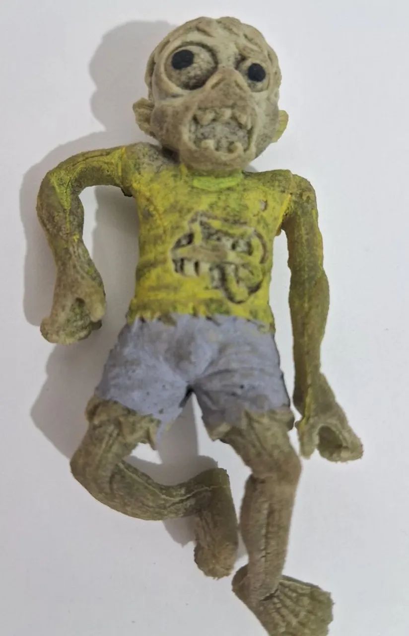 Boneco Zumbi Halloween 
