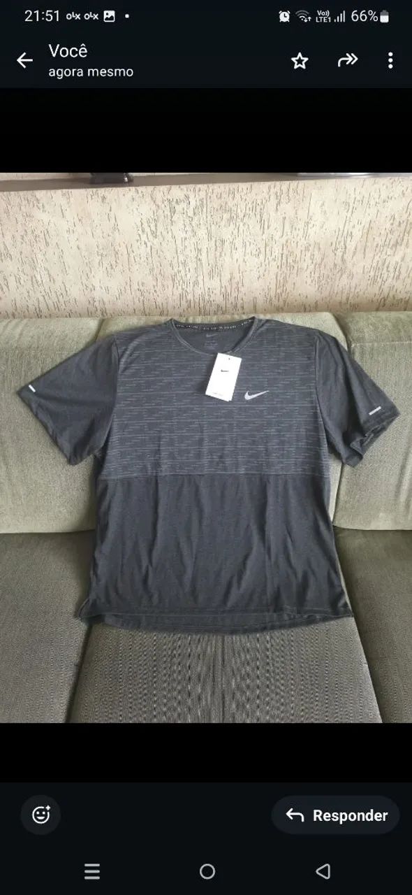 Camiseta Nike Cinza