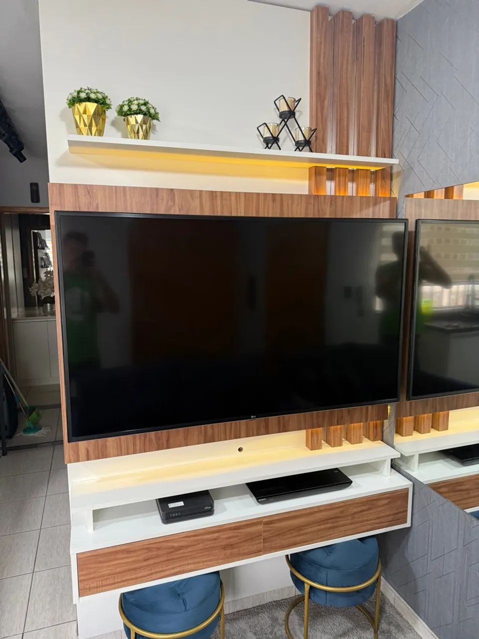 Painel Ripado em MDF planejado TV 65  - Foto 4