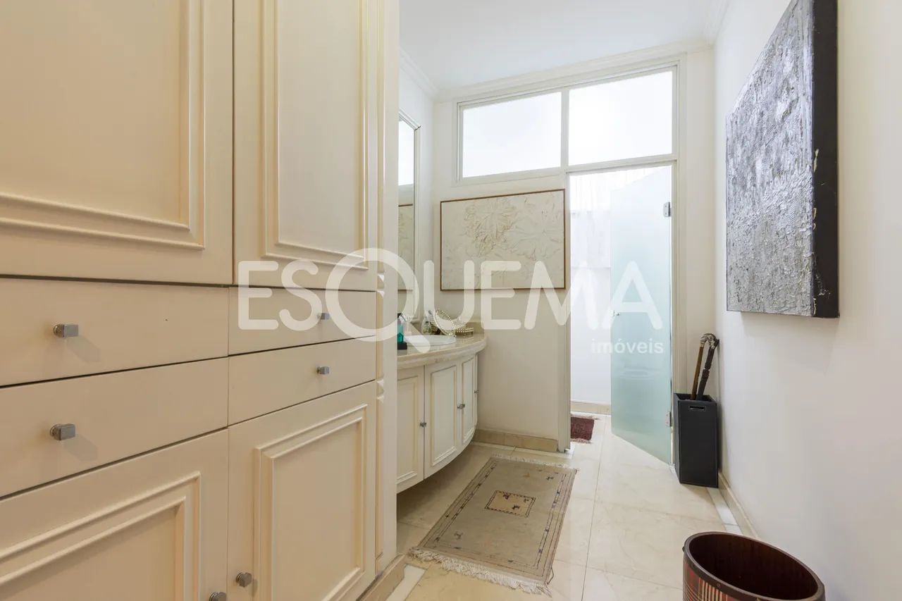 Apartamento com janelões piso teto - Foto 5