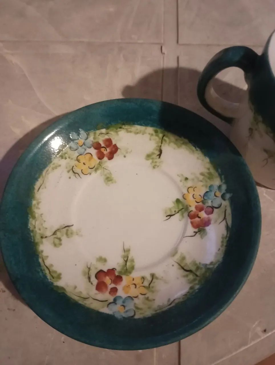 Conjunto de xícara e pires decorativos  - Foto 3
