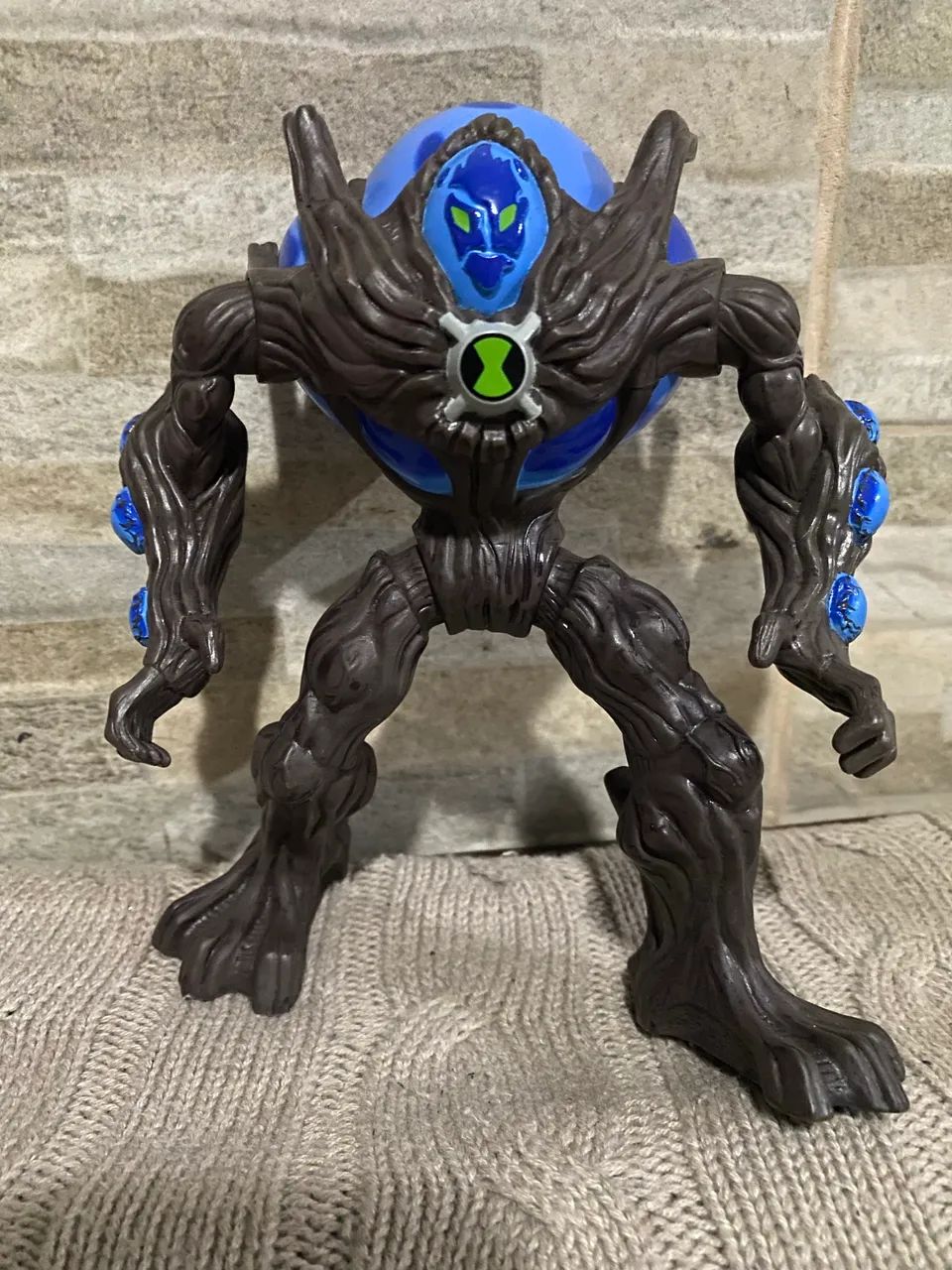 Boneco Ben 10 Ultimate Alien Hiperalien 