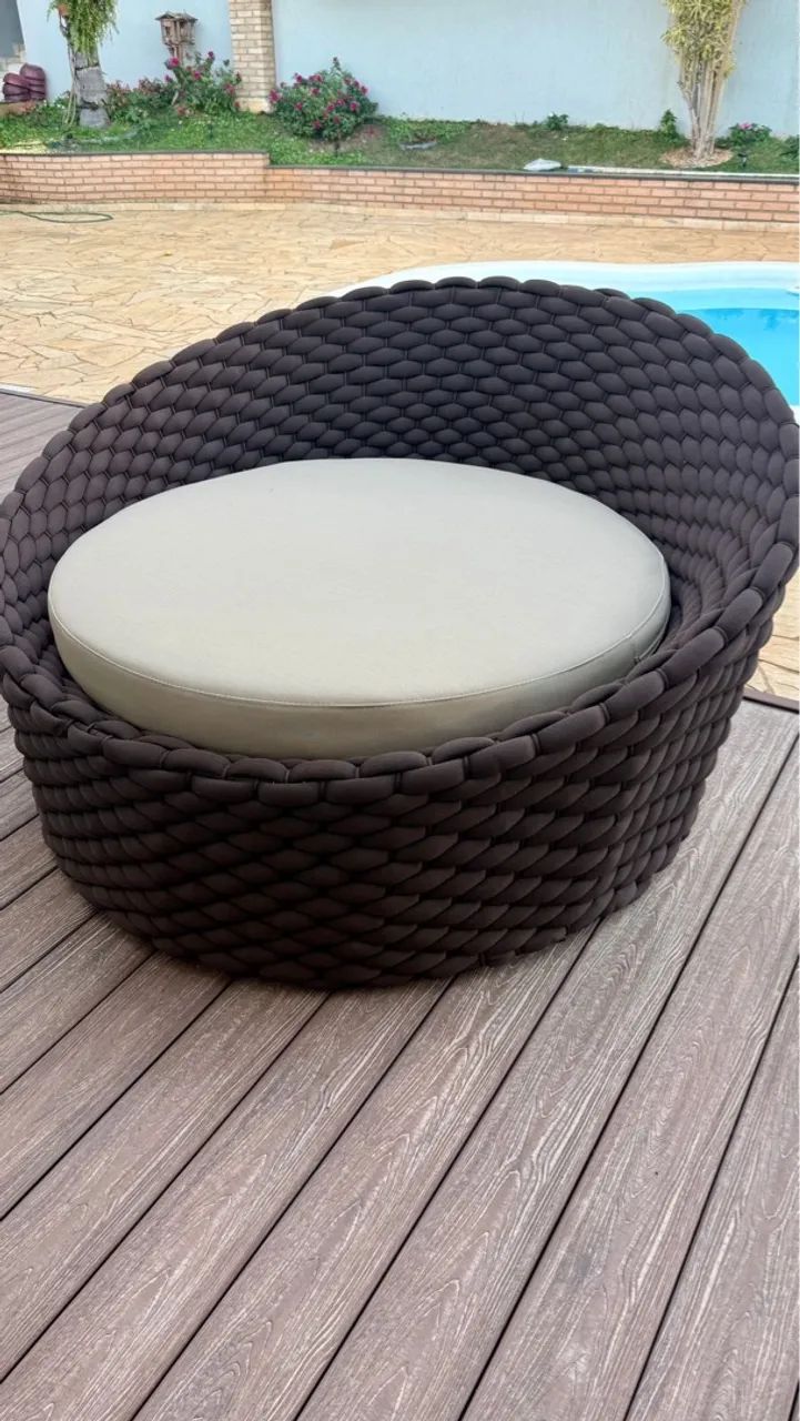 Ostra, chaise ou sofa em alumínio em tricô de enchimento . 