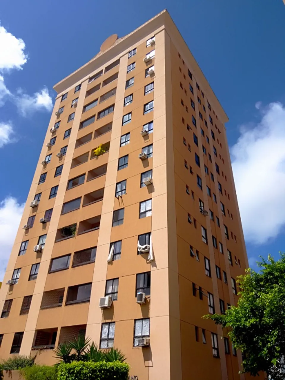 Alugo apartamento 3/4 no Imbuí, excelente localização!