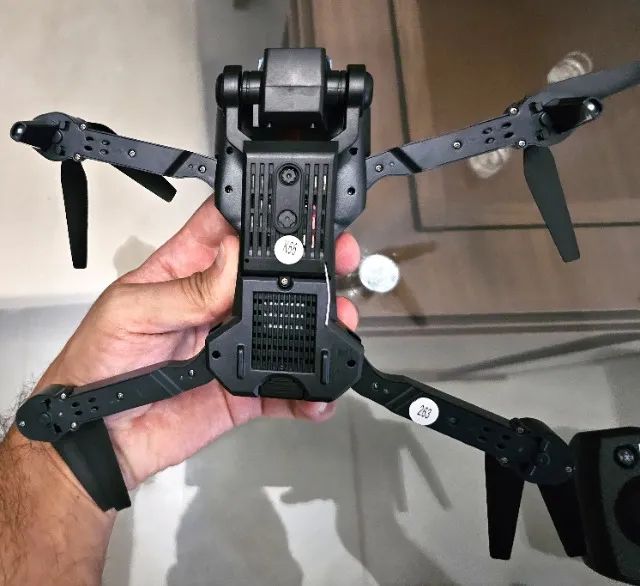 Drone Novo Com Câmeras Móveis Maleta e Acessórios Completo Várias Funções e Recursos - Foto 2