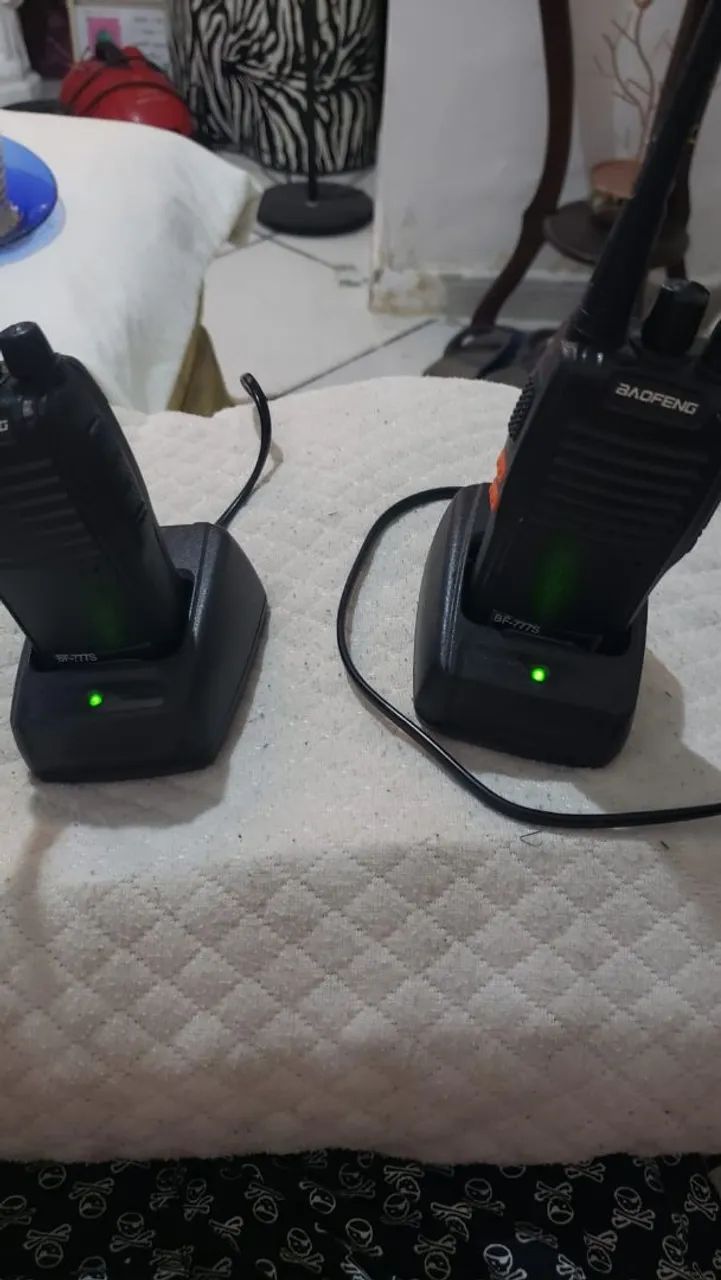 Kit com dois radios Baofeng - Foto 4