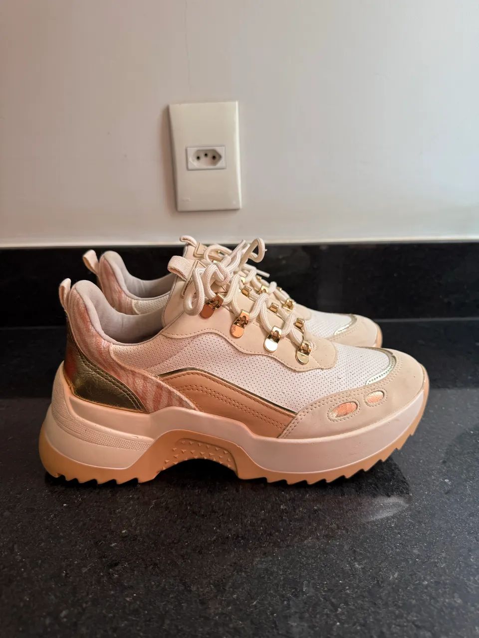 Tênis casual Via Marte 