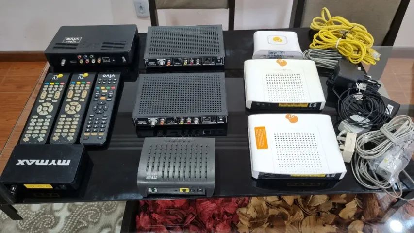 6un Modem e Roteador + 3 receptores de TV - Foto 3