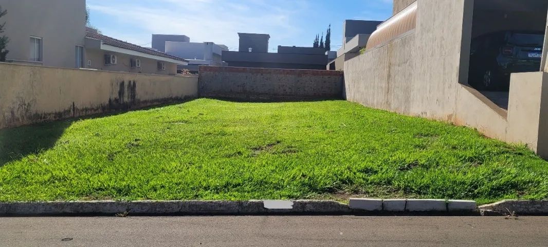 Excelente terreno de 400m² no condomínio Recanto do lago - Localização privilegiada!!