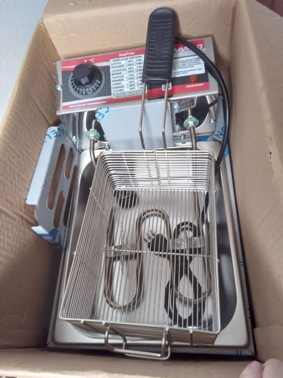 . Kit novo com chapa na caixa e + 20 itens novos - Foto 2