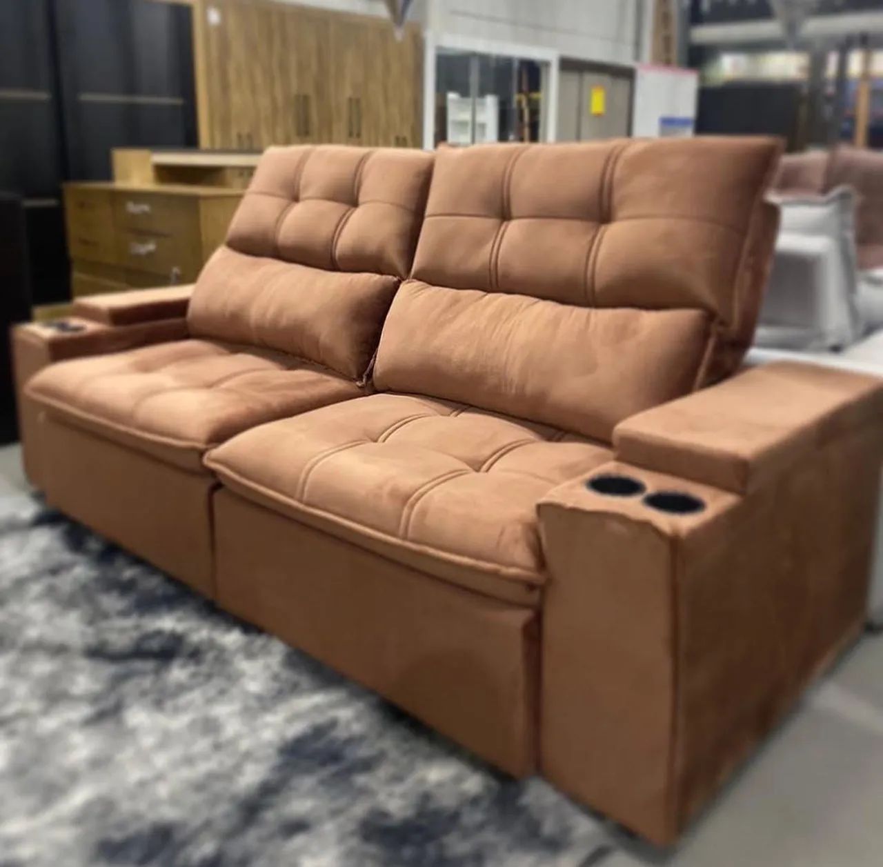 SOFÁ RETRÁTIL E RECLINÁVEL 2,30 Mts SUPER CONFORTÁVEL E ELEGANTE 