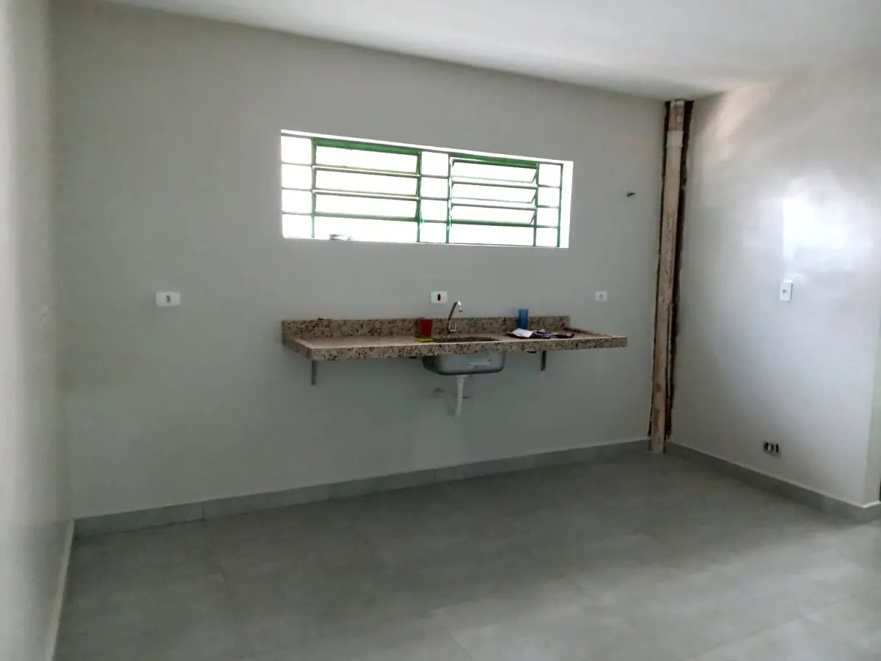 Salão comercial/ 100 m²/ Ac. Av. General Carneiro/ Aluguel R$ 3.000,00 - Foto 6