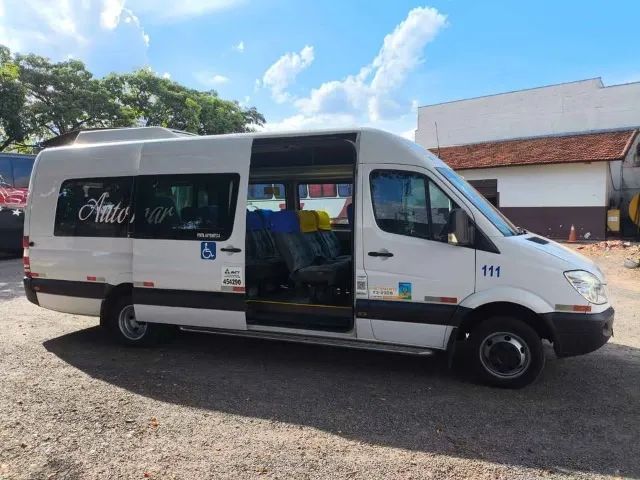 Mercedes Van Sprinter 515 2013 18 Lugares  - Foto 4