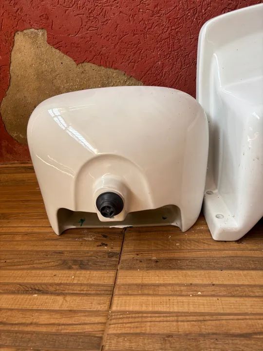 Pia de Cerâmica Deca