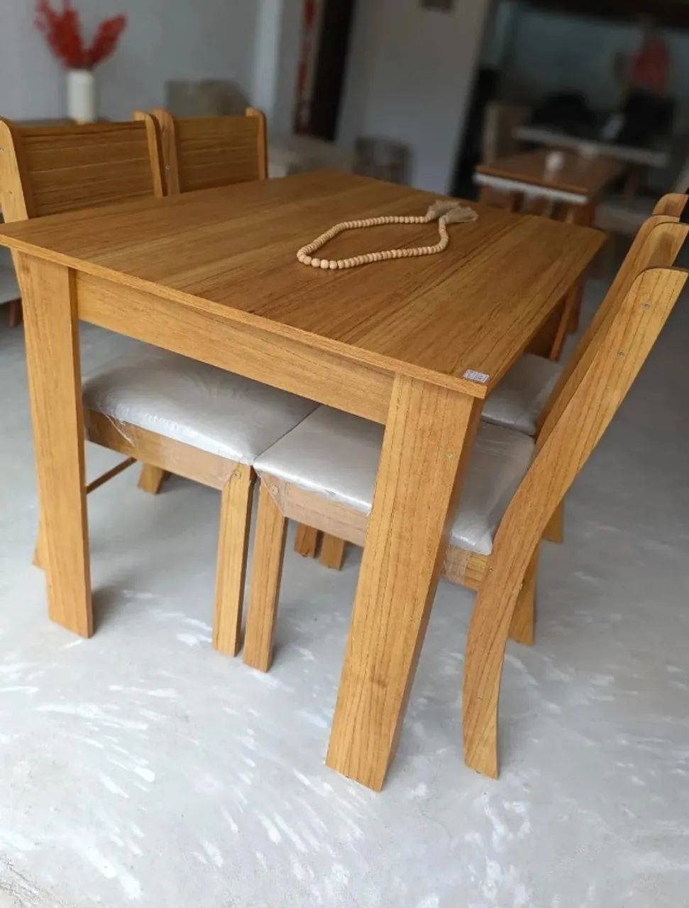 Mesa de Jantar com  4 Cadeiras Perla- Produto Novo Entrega Rápida - Foto 2