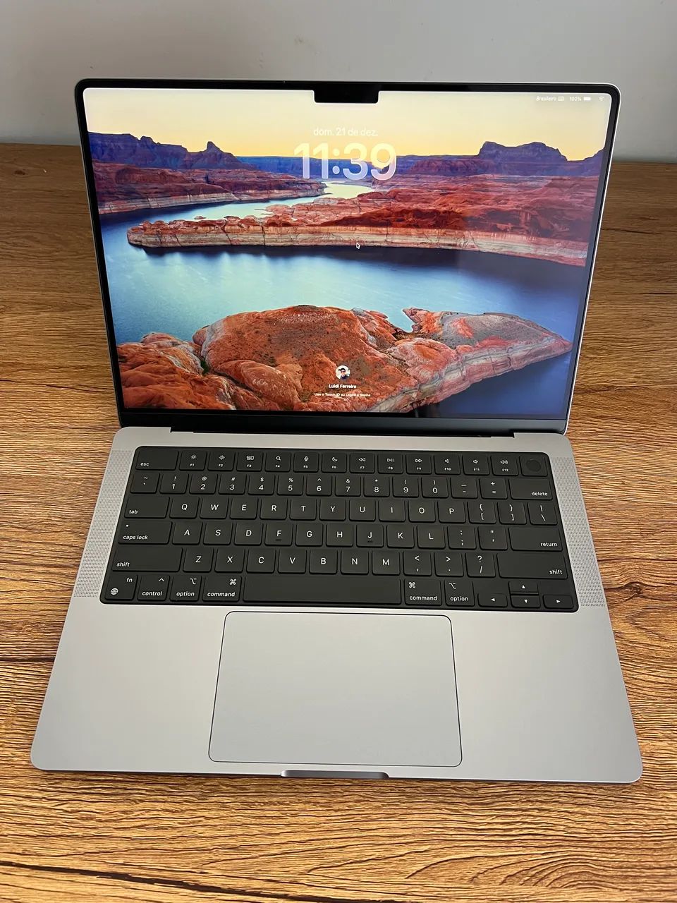 Apple MacBook Pro/M1/512GB/16GB/スペースグレイ Macbook Pro TouchBar M1, 16GB, 512GB SSD, Tela 13.3″ – Cinza