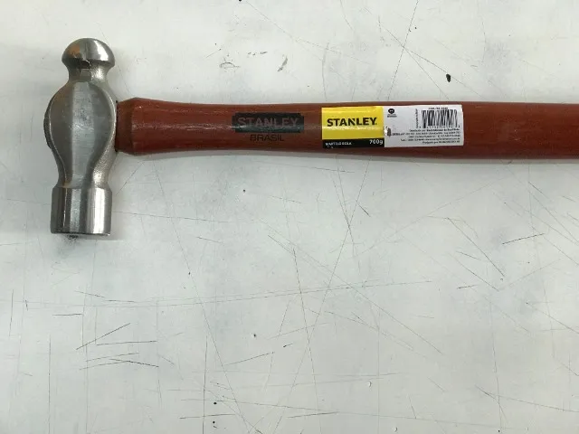 MARTELO BOLA STANLEY 700G CABO EM MADEIRA