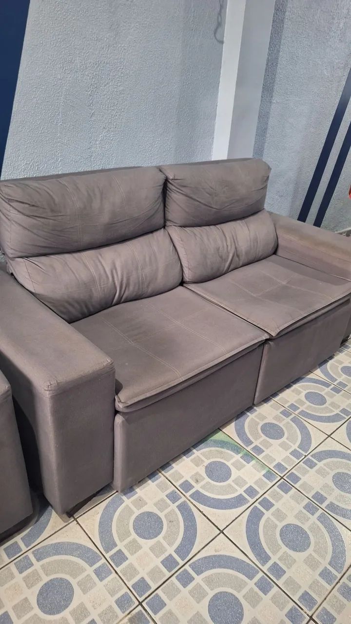 Conjunto de sofás  2 e 3 lugares.64850512199938120