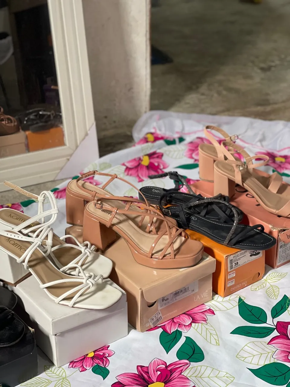 Sandálias Femininas - Vários Modelos e Cores