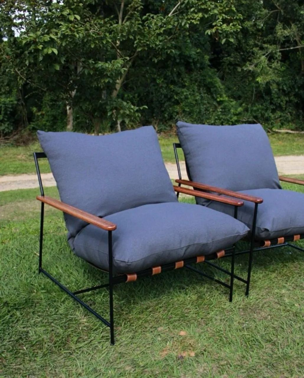 Conjunto com 2 poltronas de Luxo para Área Externa + Mesinha Grátis | Aquablock