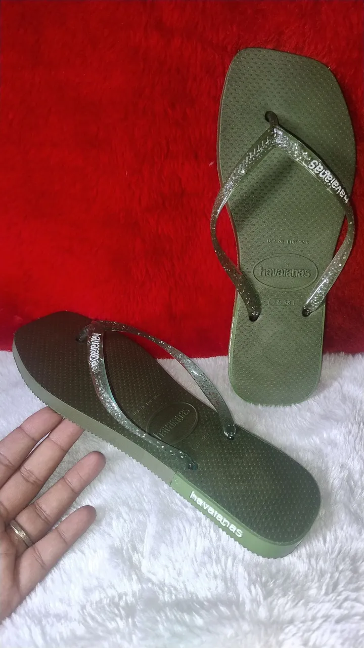 Havaianas Verde Militar com Glitter - Nova!