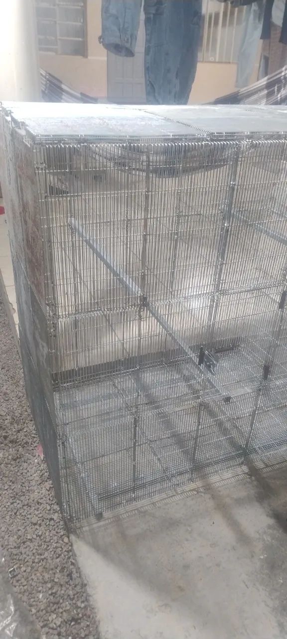 Gaiola viveiro Calopsita e outros medida 1.10x1.05x0.60 - Foto 4