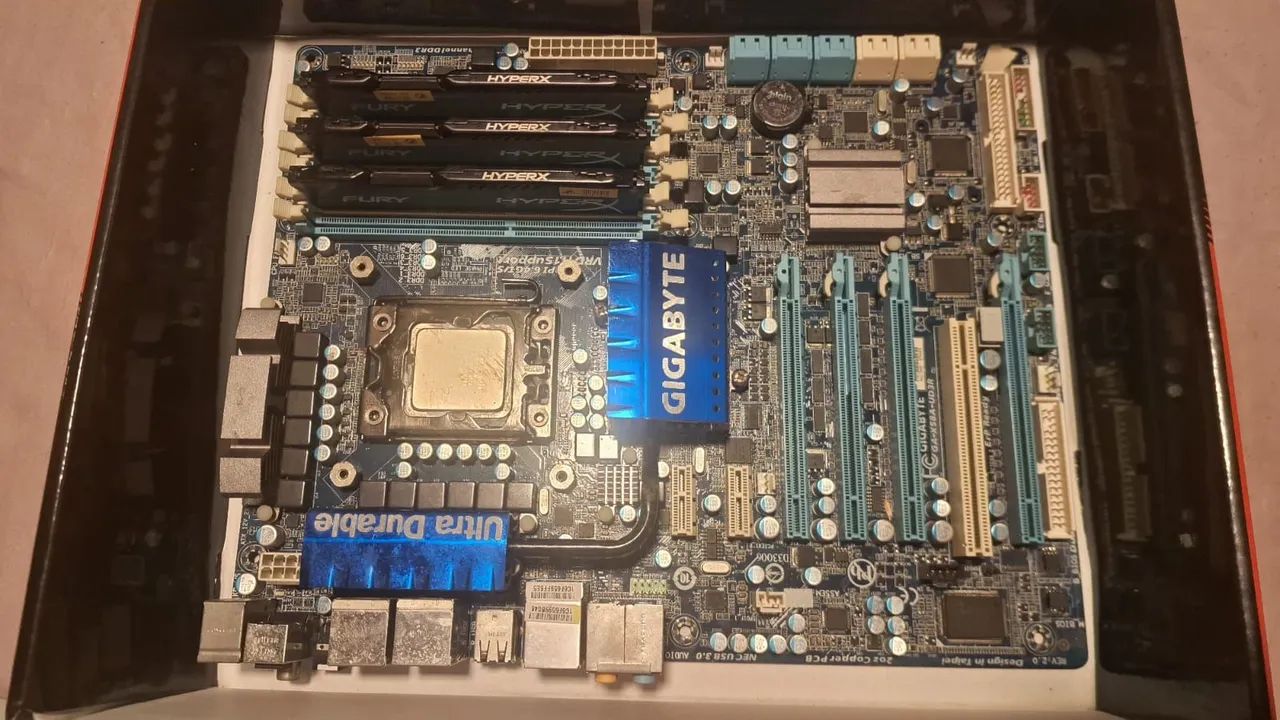 Processador Xeon 1366, fonte e memórias  - Foto 2