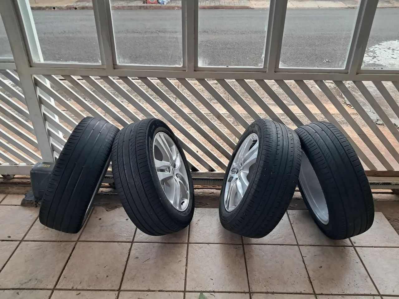 Jogo de Rodas de Liga Leve Aro 17 Honda HRV - Foto 2