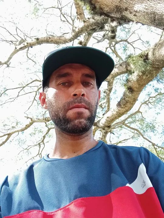 Tô me anunciando pra quem quiser ficar hj comigo mario Quintana  - Foto 2