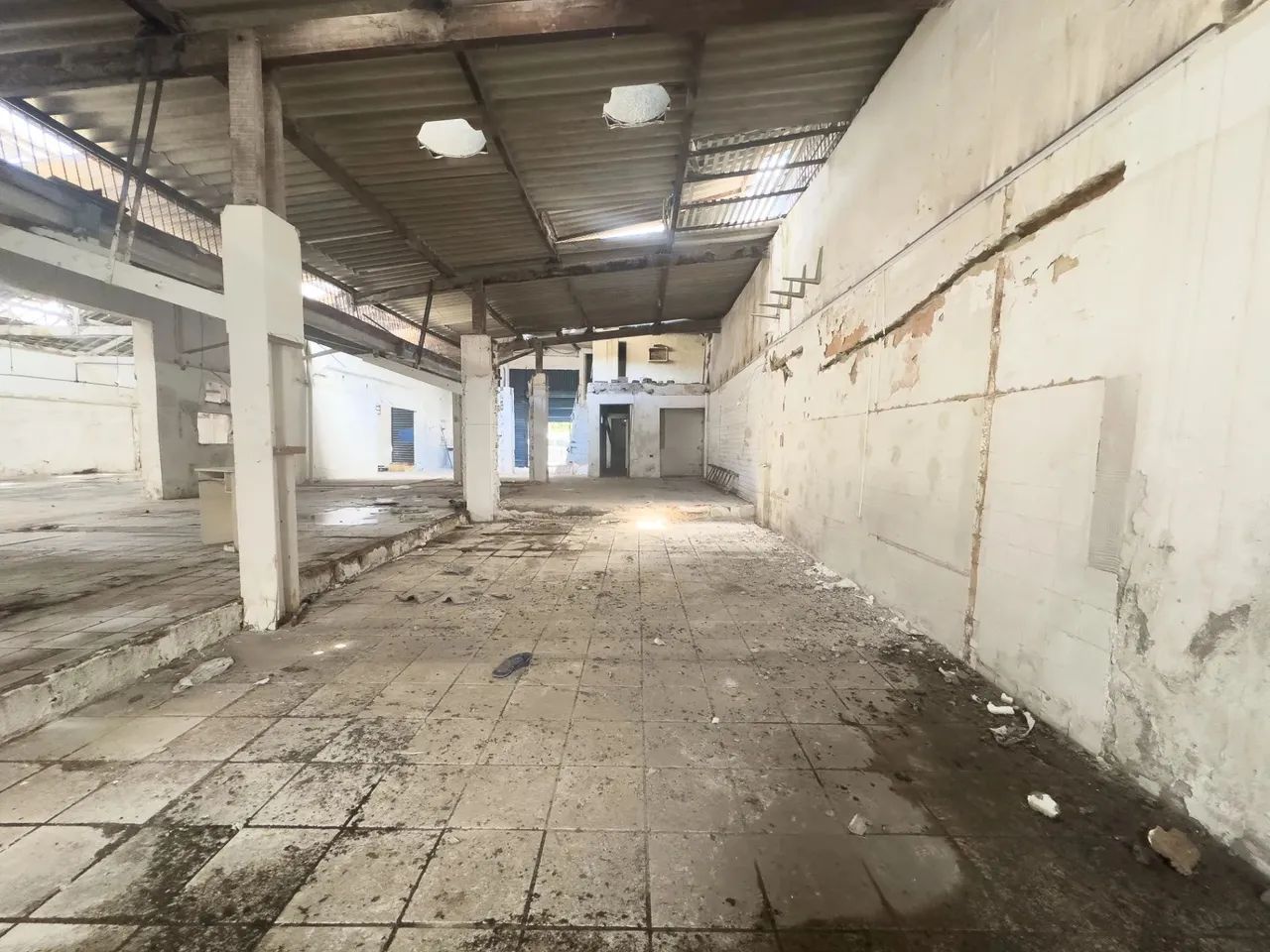 Galpão à Venda com 780m² na Rua da Aurora, - Foto 10