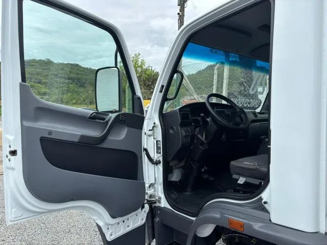 Mercedes-Benz Accelo 1016 Automático - Foto 5