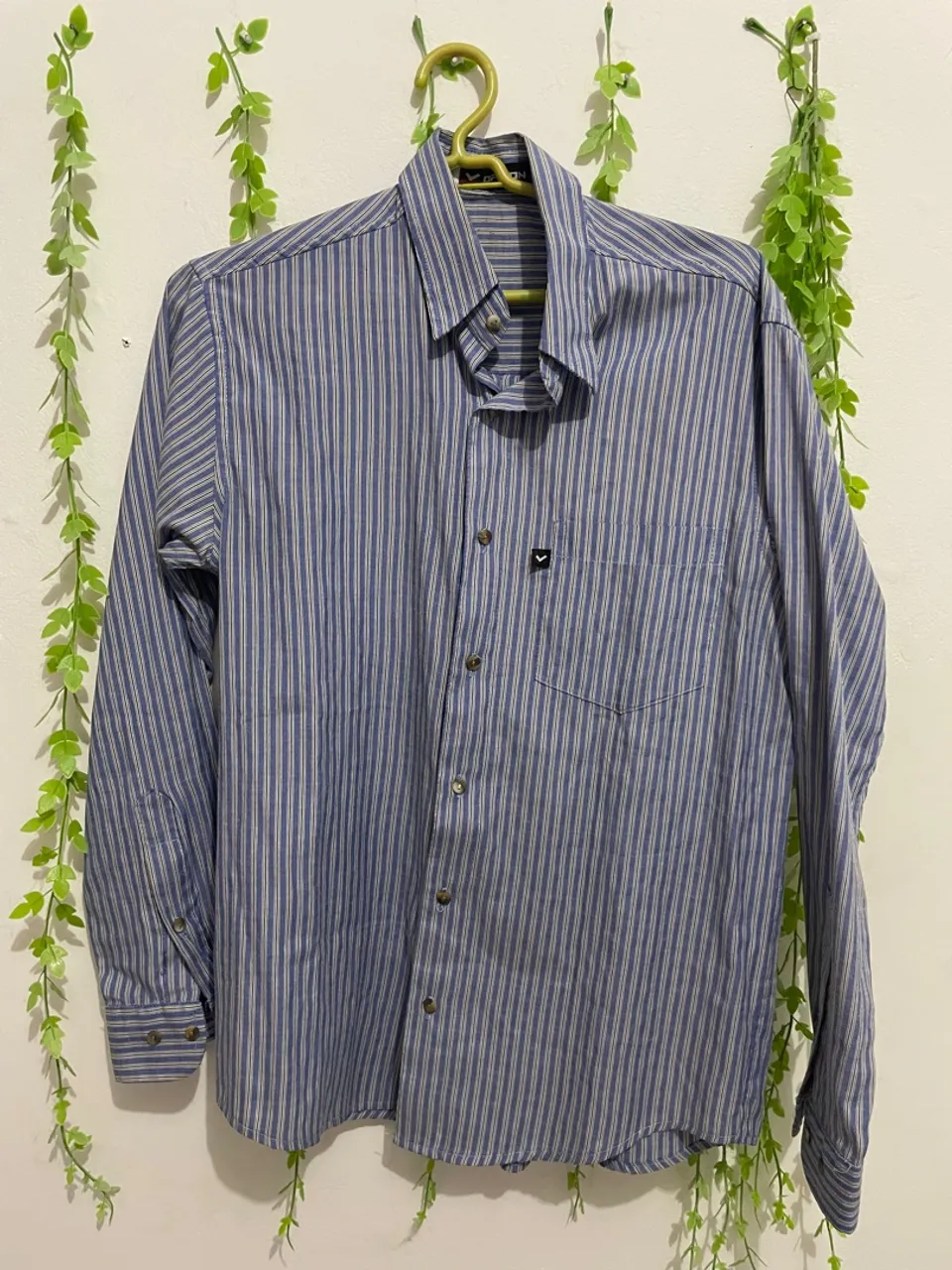 Camisa social listrada azul M