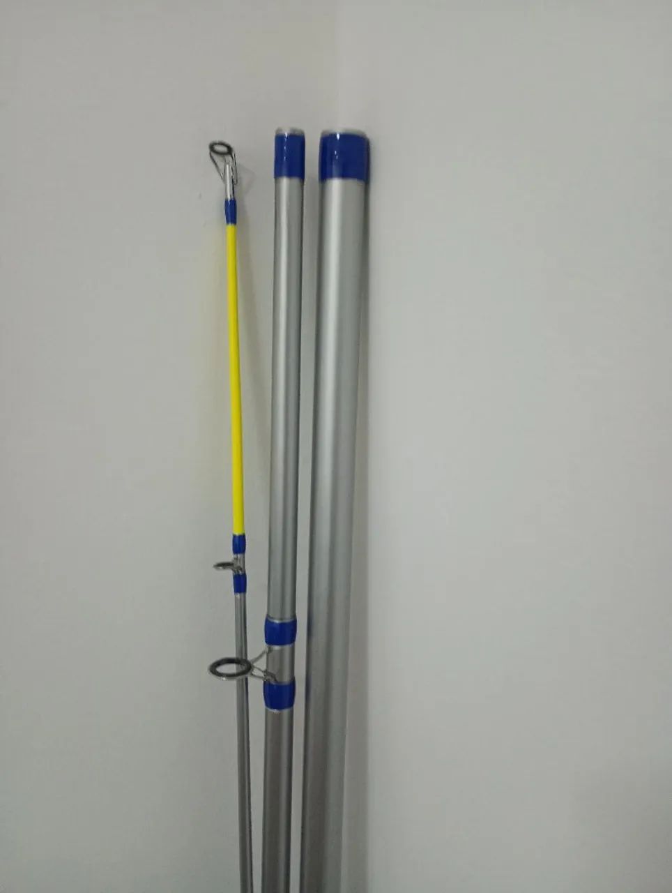 Vara de Pesca Nunca Usada com 3,90 mts - Foto 2