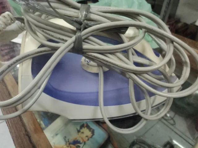 ferro eletrico walita easy light - Foto 4