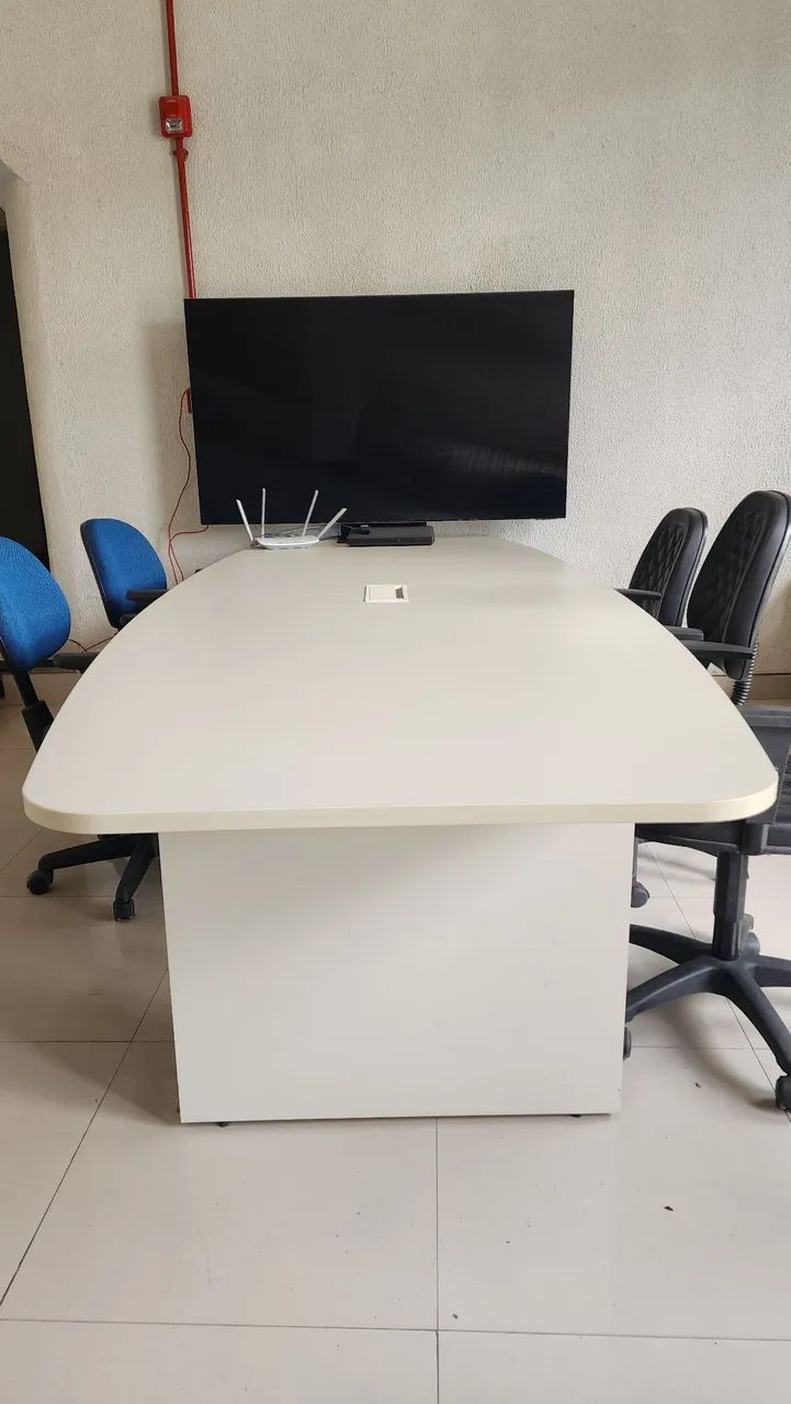 Vendo mesa de Reunião grande - Foto 3