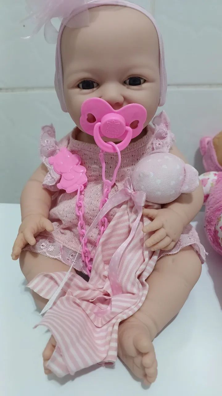 Linda Boneca Reborn com Acessórios - Foto 2