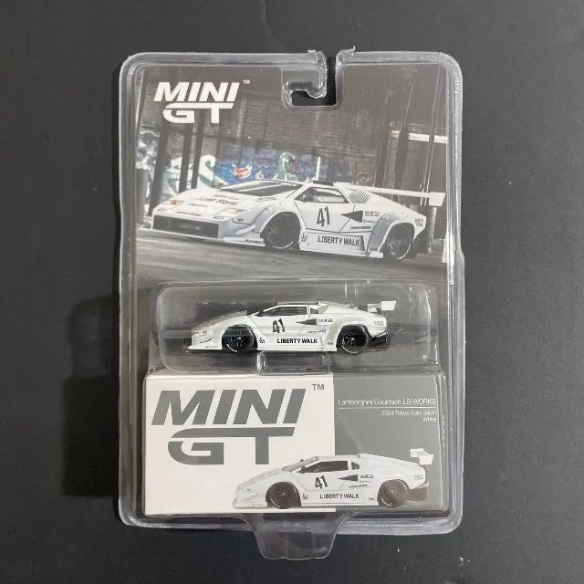 Mini GT - Lamborghini Countach LBWK #966 - Hobbies e coleções - Vila da ...
