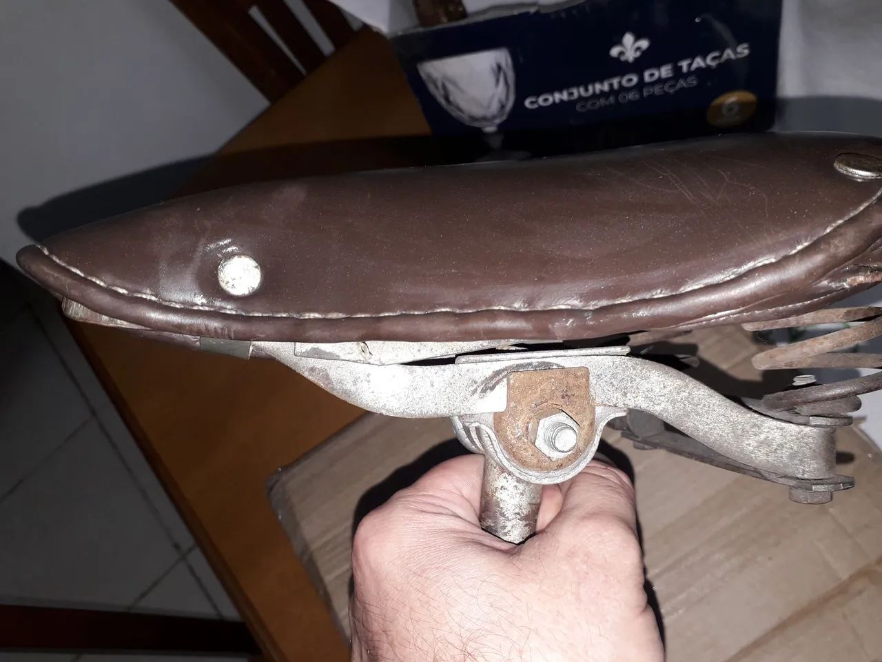 Selim de bicicileta antiga - Foto 4