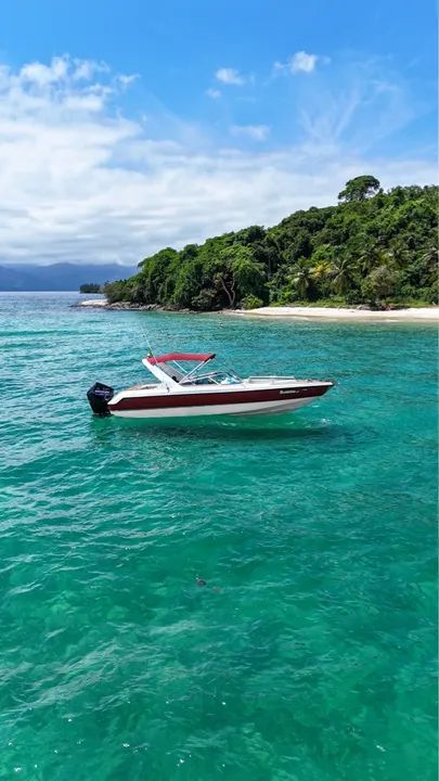 Lancha Tecnoboats 26 pés proa aberta